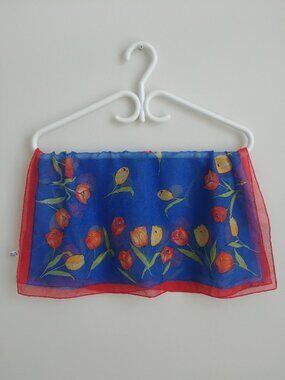 Kemtrade Holland square tulip scarf blue and red with yellow tulips